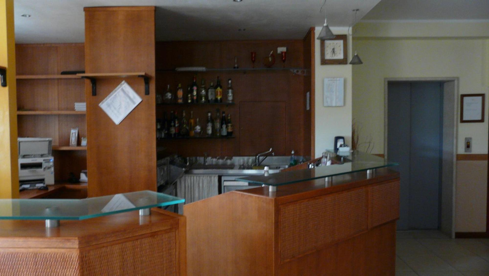 Albergo Le Piante Манерба-дель-Гарда Екстер'єр фото